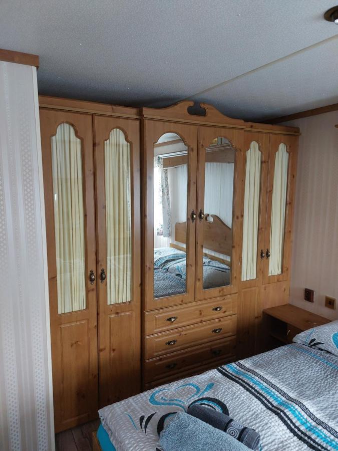 Mobilni Dum Rimini A Monaco V Kempu Ve Vyrovicich Vyrovice Bagian luar foto